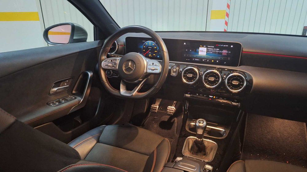 Mercedes-Benz Classe A 160 AMG Line (2020) – 40.000 km – Como Novo