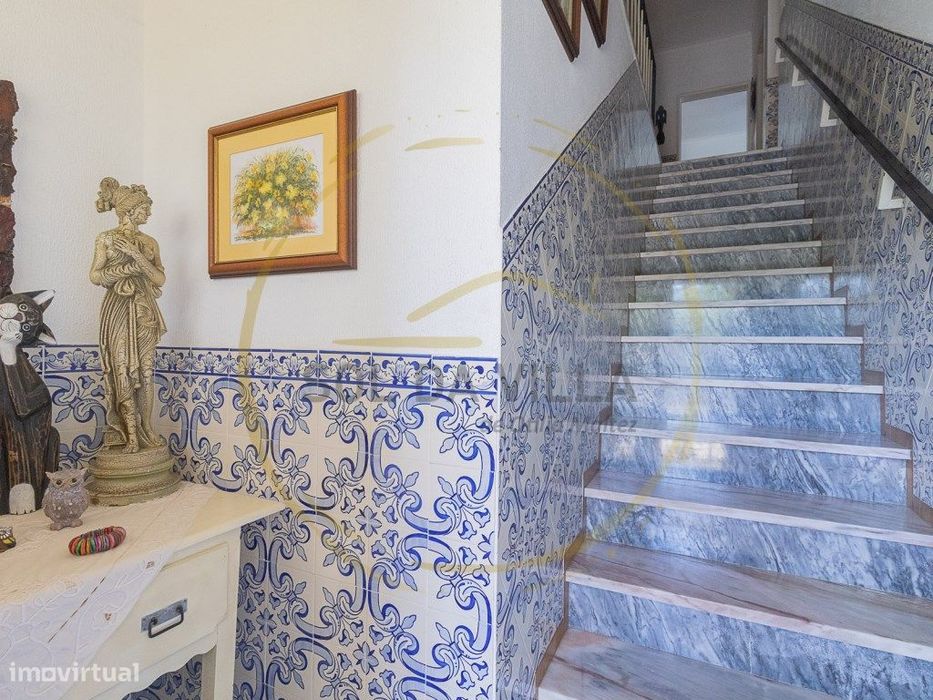 Moradia isolada T4 + T3 com garagem - Porto Salvo, Oeiras - 519.000€