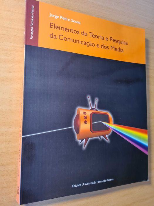 Livro "Elementos de Teoria e Pesquisa da Comunicação e dos Media"