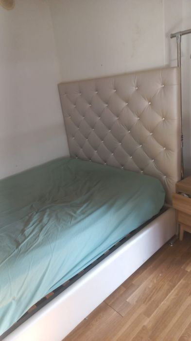 Cama com colchão