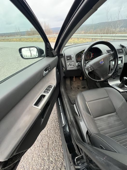 Volvo v50 1.8 бензин