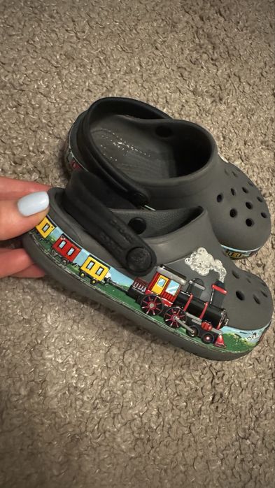 Оригінальні крокси розмір 7