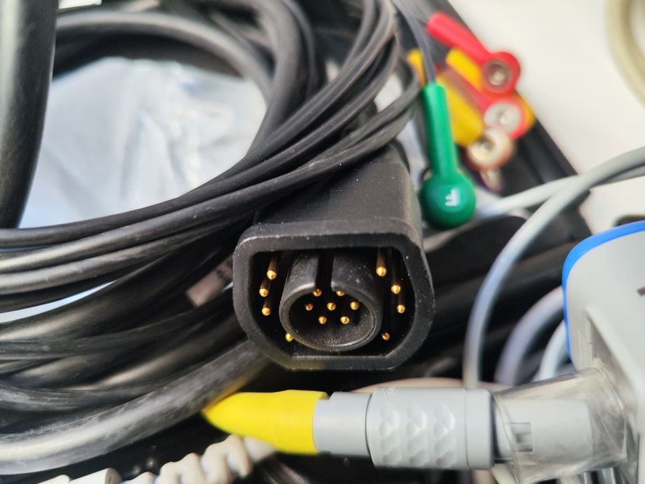 Defibrylator Zoll M,M Series CCT, E Series 12 EKG spo2 CO2 etco2 nibp