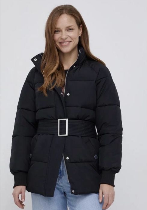Пуховик , куртка Armani Exchange