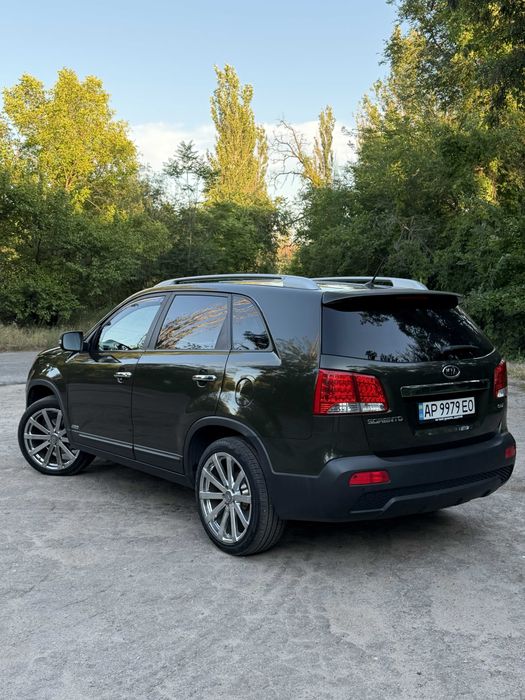 Автомобіль Kia Sorento