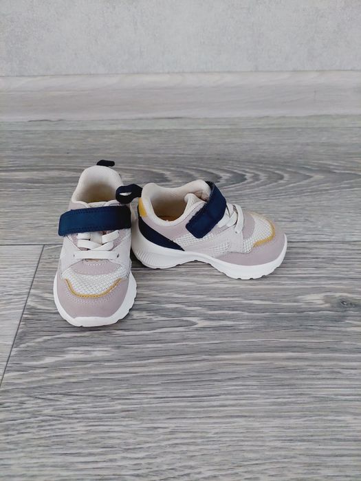 Кросівки на хлопчика