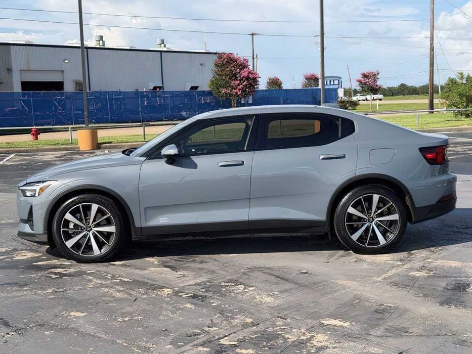 Polestar 2      2021