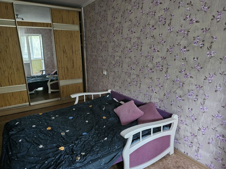 Продам 1 к 2/9 1 Тавріческий Карбишева