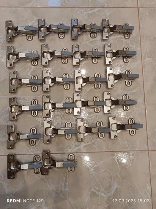 Петля мебельная Hettich Slide-on 2333 накладна 95° (D=1,5)