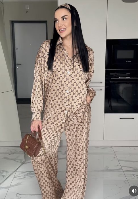 Костюм шовковий Gucci