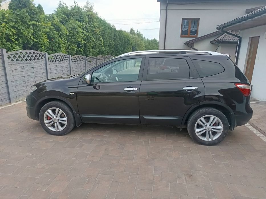 Nissan Qashqai+2