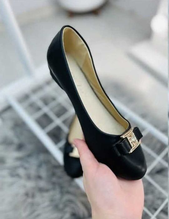 Продам балетки ( туфли)