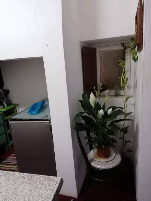 Vende se T2 em Veiros, Estremoz