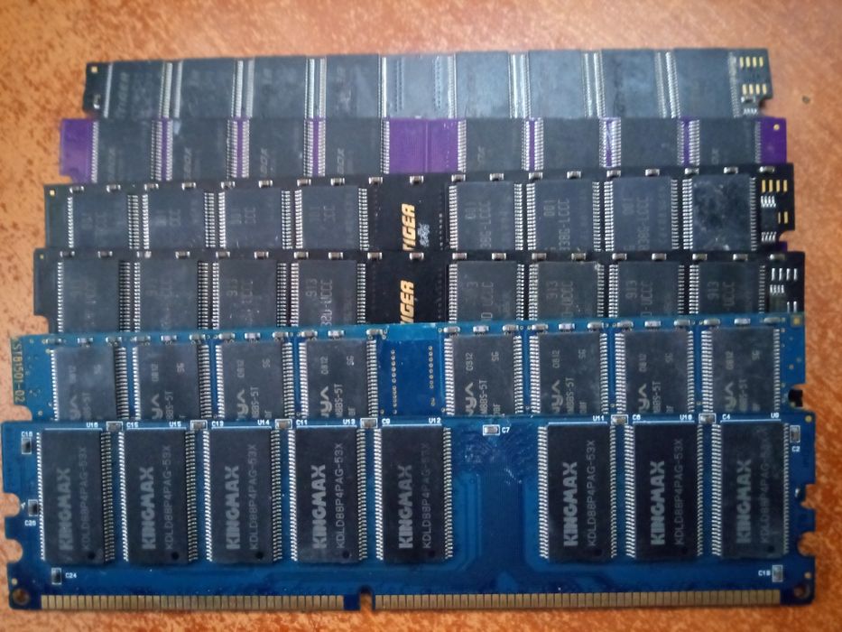 Модулі пам'яті DDR1 DDR2 DDR3 для ПК