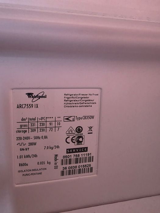 Frigorífico combinado Whirlpool INOX