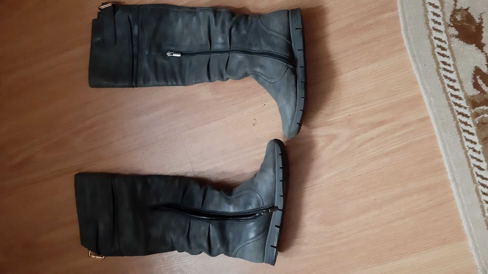Продам итальянские женские зимние сапожки