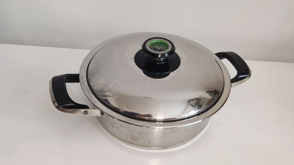 Garnek AMC 3,3 l