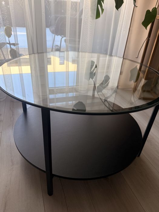Stolik kawowy ikea czarny VITTSJO jak nowy