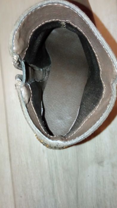 Botki w kolorze khaki