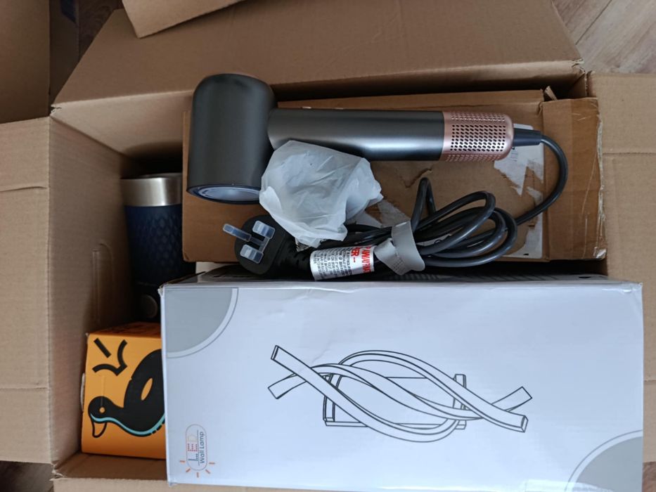 Boxy elektrinika Angliia / europa