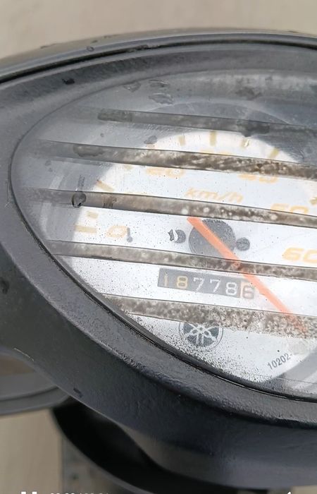 Продаєть YAMAHA 39 ZR