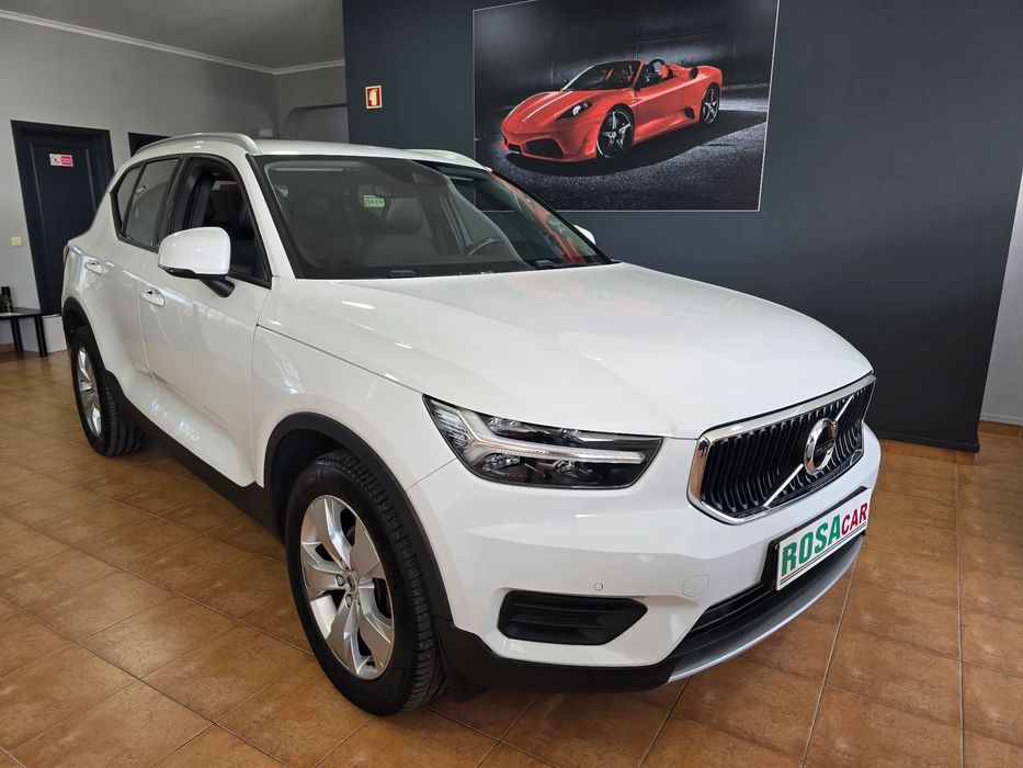 Volvo XC 40 2.0 D3 Momentum Plus