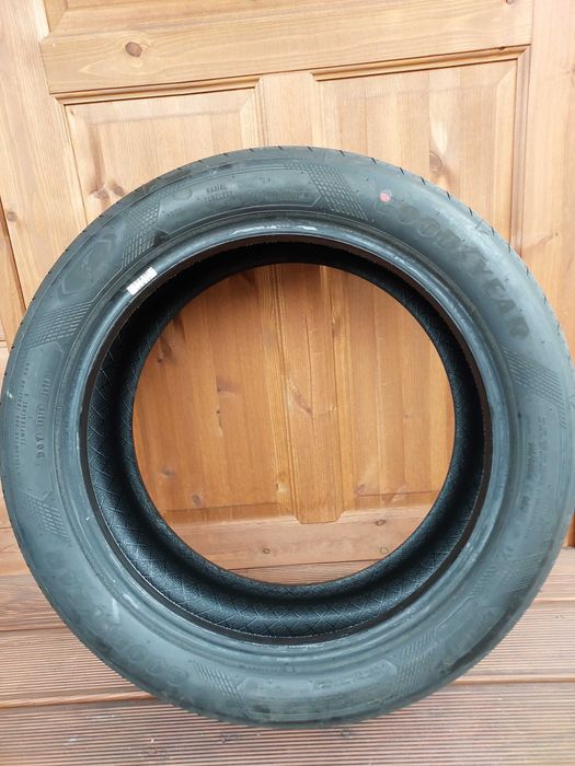 Sprzedam opony letnie Goodyear Eagle 215/50 R18 96W