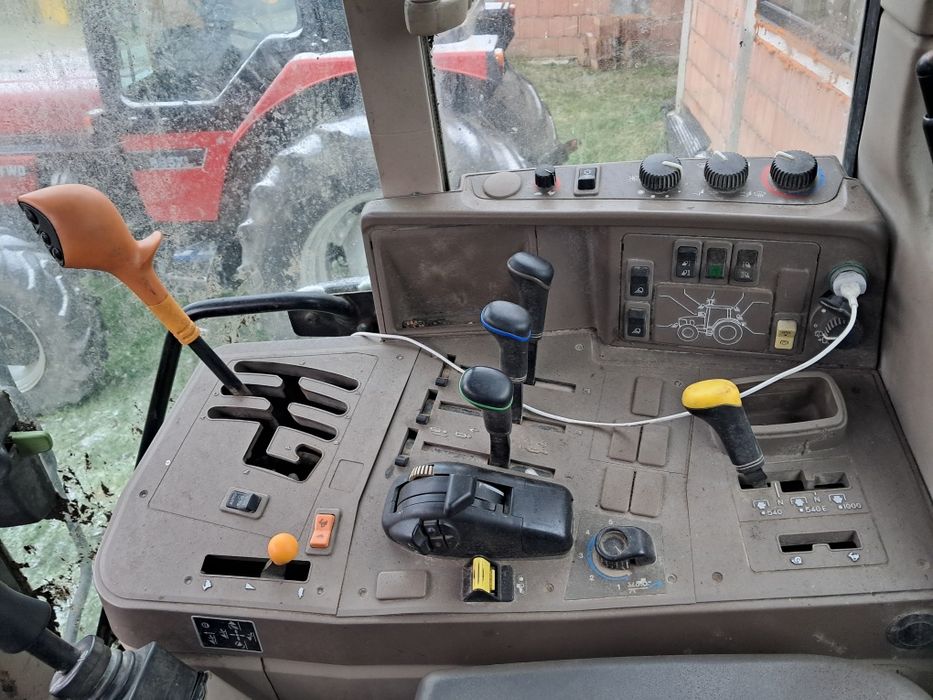 2014 John  Deere  6125M