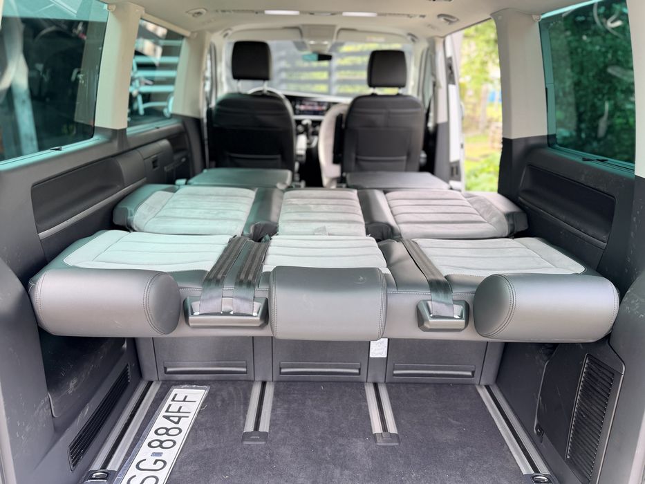 VW Multivan Highline T6.1 - IDEALNY - DSG 18” el. Klapa i drzwi, DCC, tempomat aktywny, car-play (california)