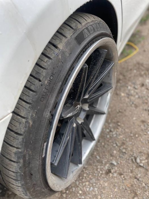 Диски різноширокі Curva Concepts R20 5x120 + резина 235/35 R20