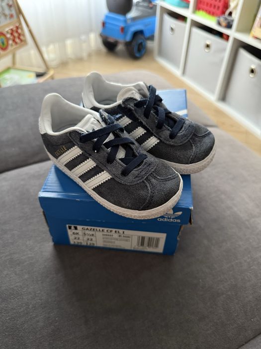 Кросівки Adidas gazelle 22