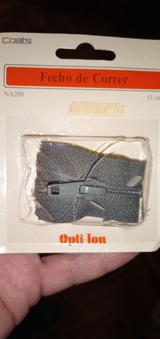 Caixinha ceramica Sacavem 1945-Pascoa-linda-9E-Fecho eclair2EDesde1E