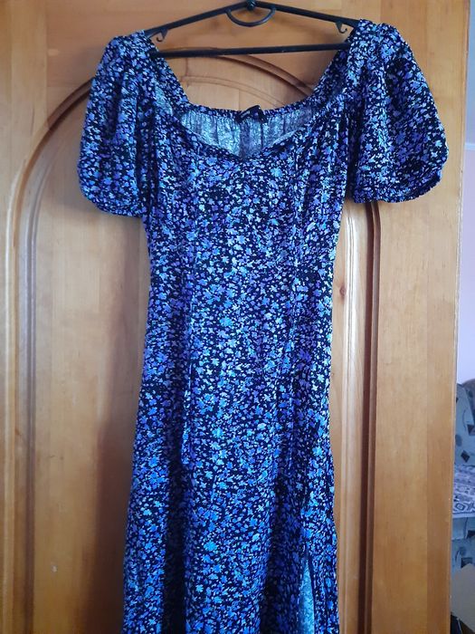 Продам плаття жіноче.