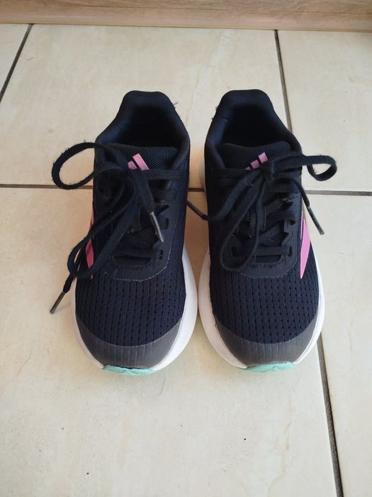 Кросівки Adidas оригінал розмір 29/30