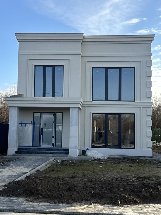 Продаж котеджу на Я.Мудрого (біля Загорської)