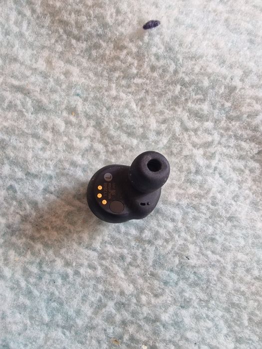 Sluchawka Lewa sony wf 1000xm4  sprawna