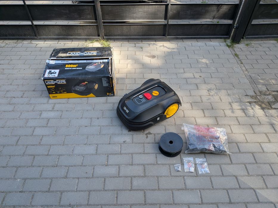 Robot koszący landxcape