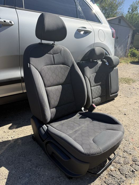 Продам салон Kia Niro