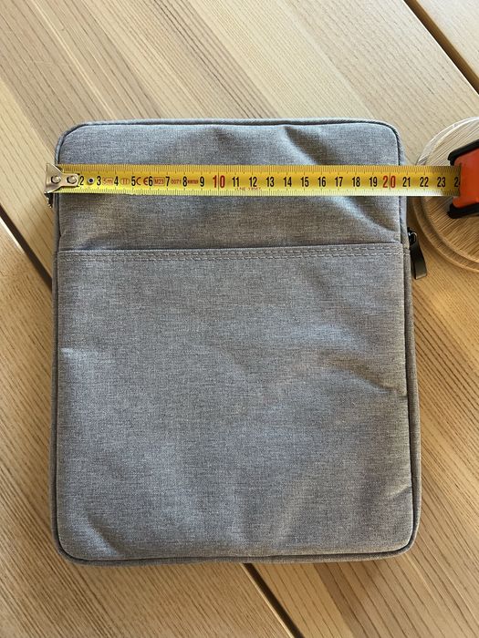 Tablet or Laptop Case445675342839173120