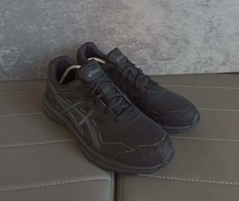 Чоловічі Кросівки Asics Gel-Mission 3 Оригінал Розмір 42-26,5см