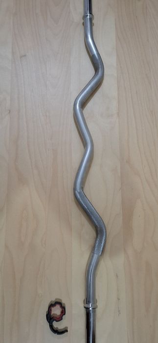 Barra W 120cm 6 KG + 2 bloqueadores - Diâmetro 28mm €30