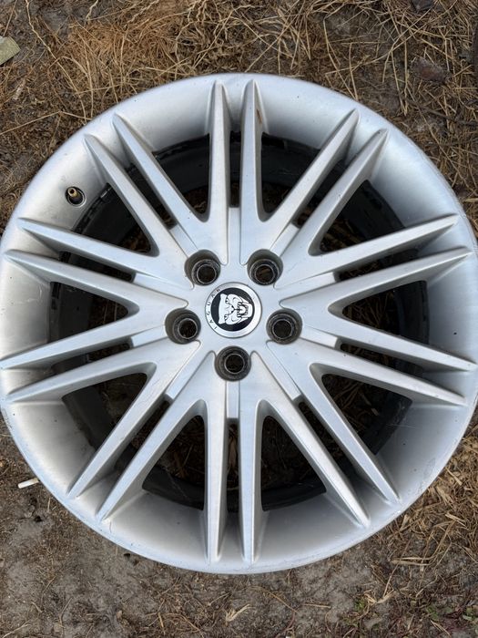 5x108 R18 Jaguar