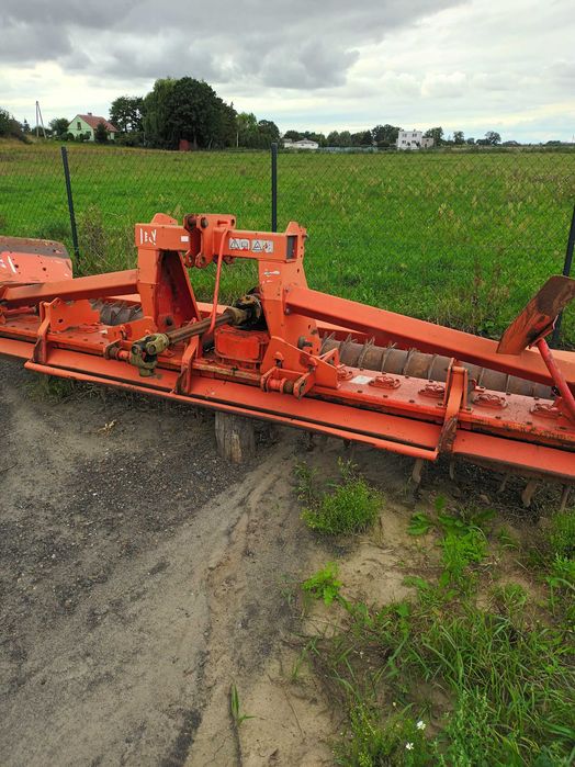 Agregat uprawowy lelly