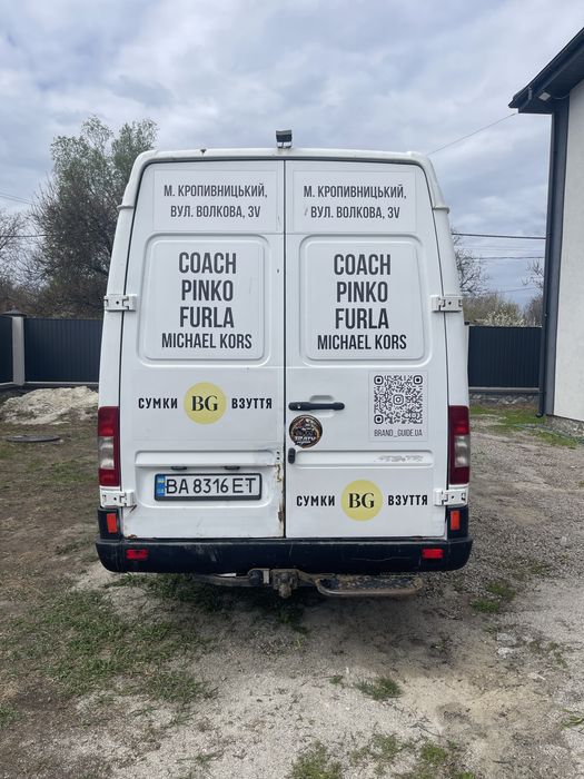 Mercedes Sprinter довга база 4.2м