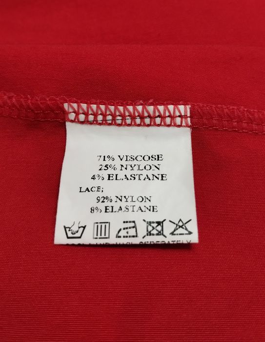 Piękna elegancka czerwona sukienka na komunię wesele chrzciny roz.38