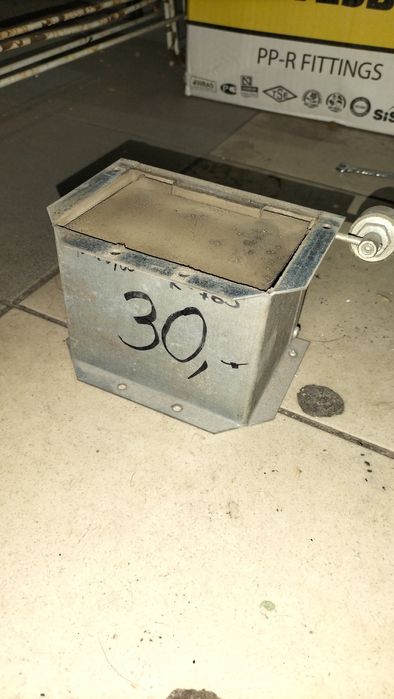 Regulator klapka ciągu kominowego.