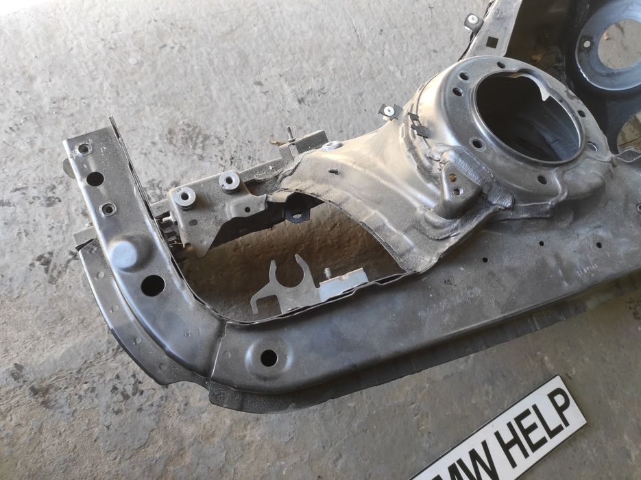 Четверть Передняя Левая БМВ Ф30 330E Hybrid F30 B48 Разборка BMW HELP