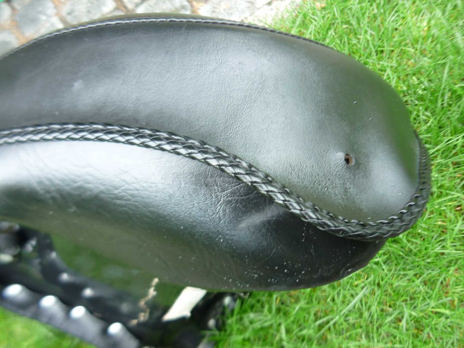 Kanapa Mustang YamahaXV-1900 Midnigh-Star.