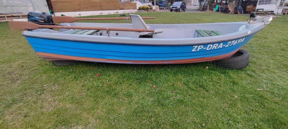 Łódź wędkarska 410 z silnikiem 4km