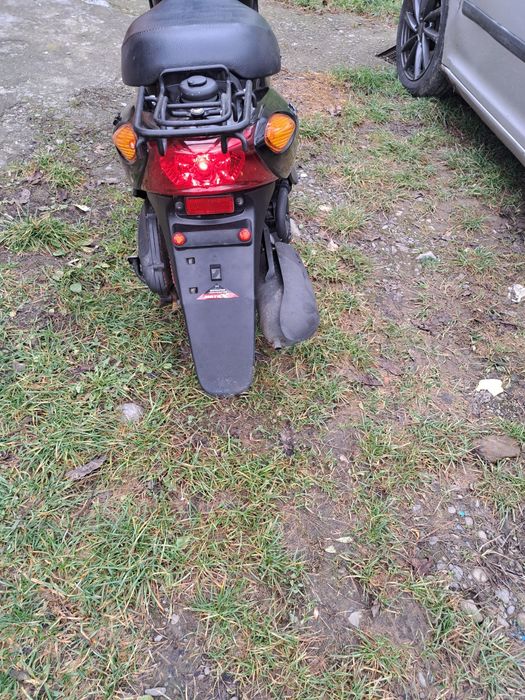 Продам ямаху в идеальному стани